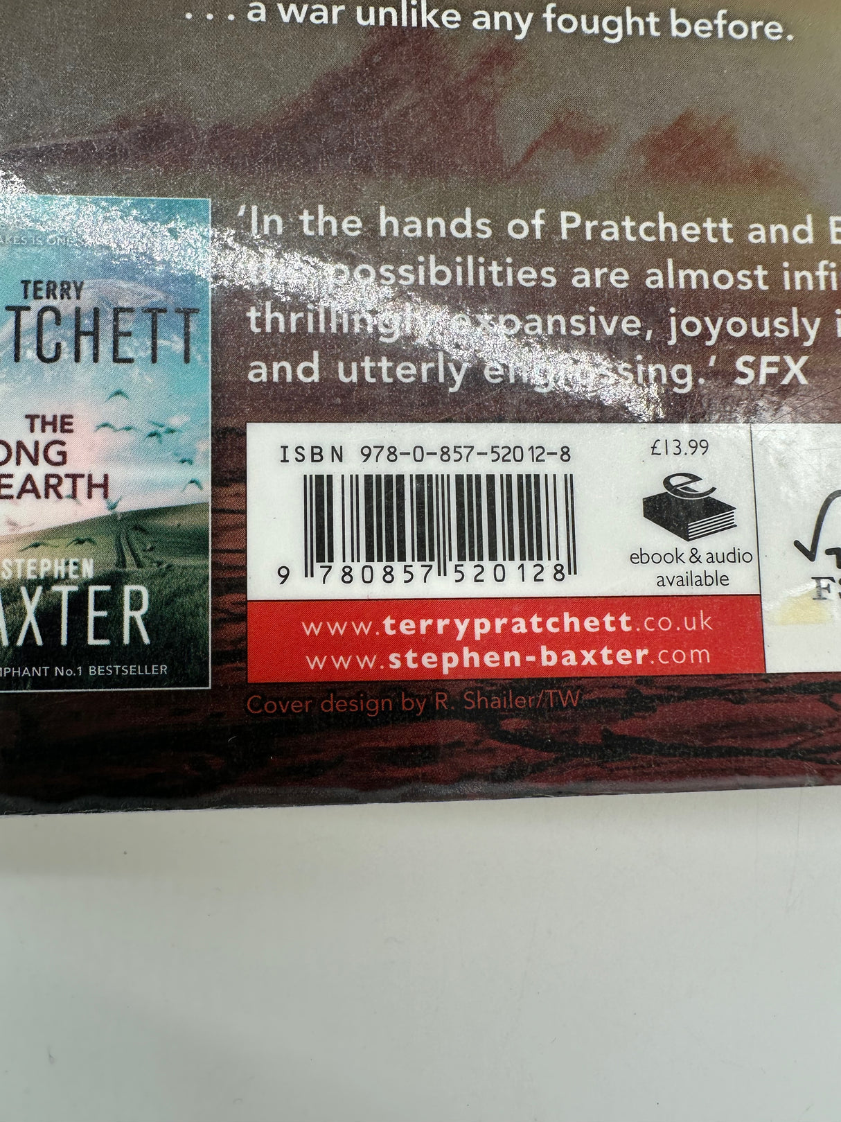 📘 The Long War – Terry Pratchett & Stephen Baxter