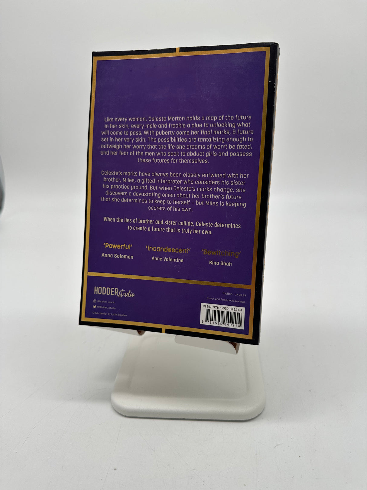 📖 Body of Stars: Searing and thought-provoking – the most addictive novel you'll read all year (Laura Maylene Walter, Hodder & Stoughton)