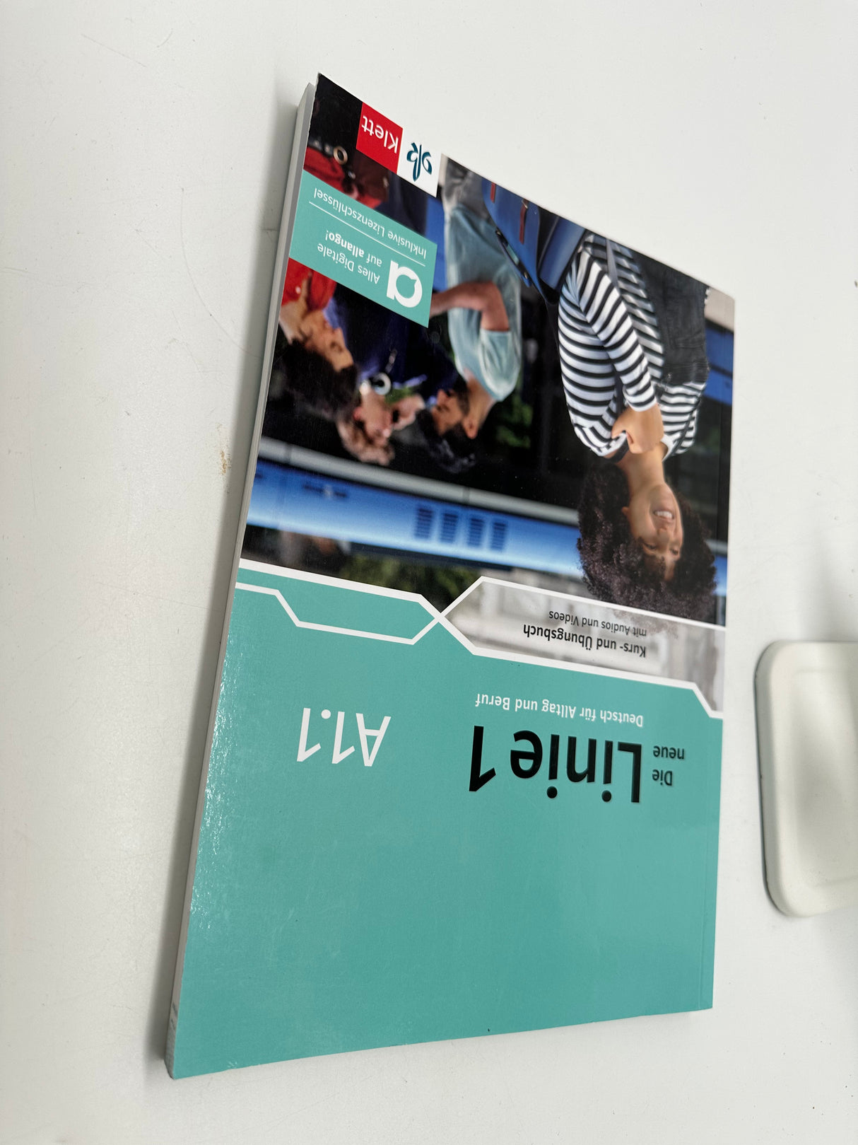 🇩🇪 Die neue Linie 1 A1.1 – Hybride Ausgabe allango: Kurs- und Übungsbuch (Klett Sprachen)