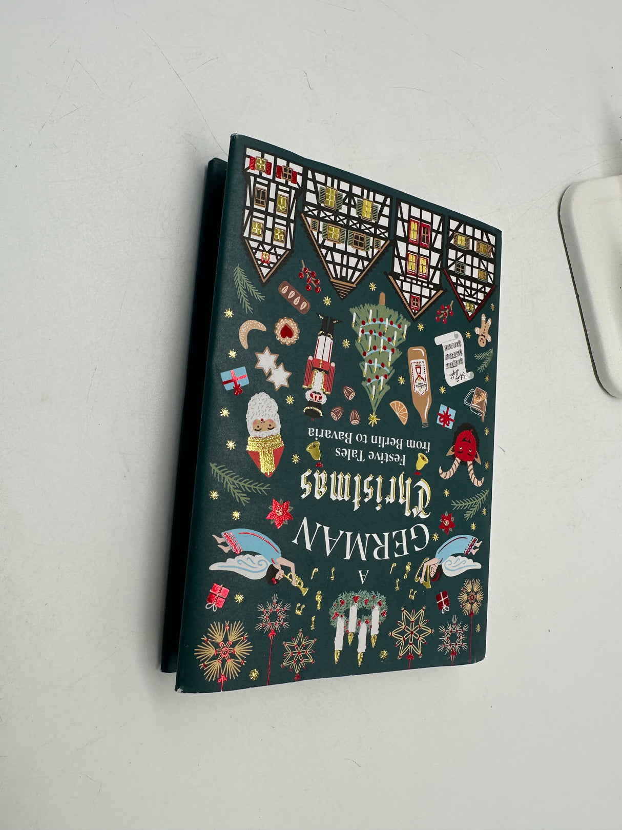 📚 A German Christmas: Festive Tales From Berlin to Bavaria (Vintage Christmas Tales)