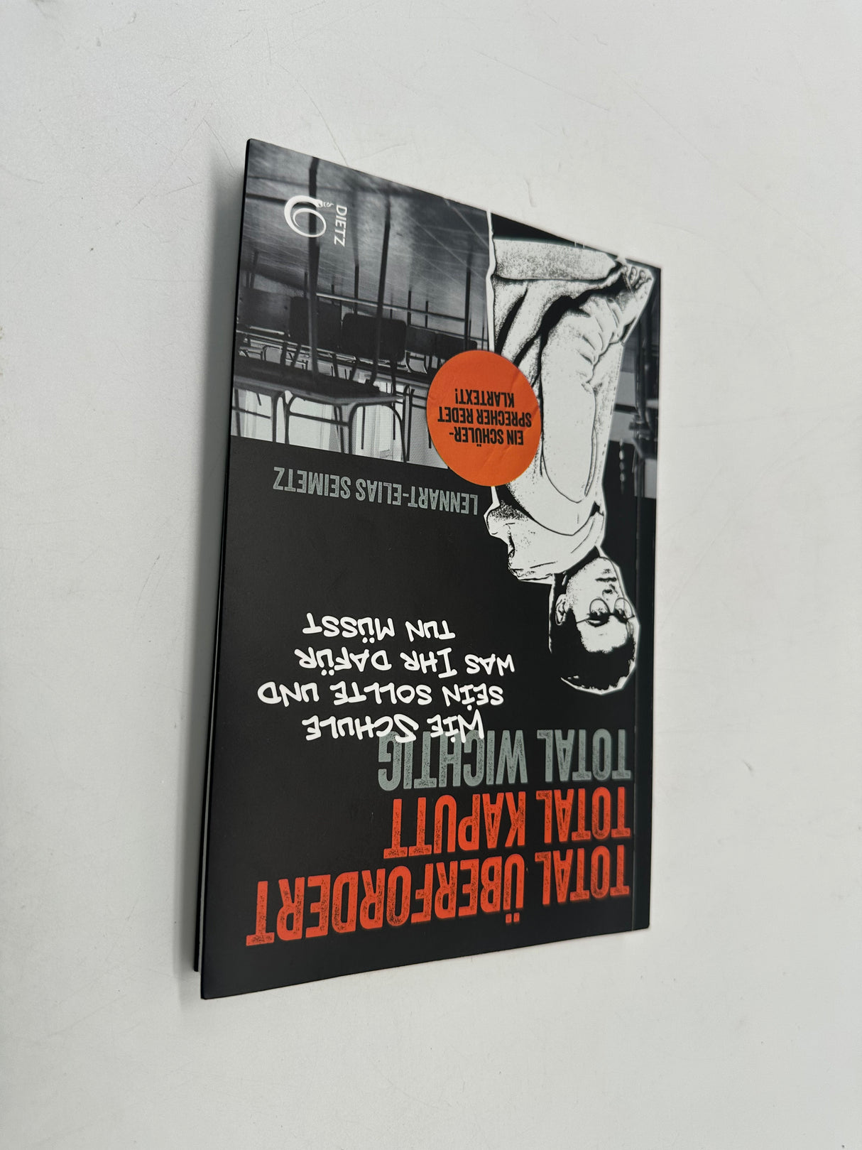 📚 Total überfordert, total kaputt, total wichtig: Wie Schule sein sollte und was Ihr dafür tun müsst. Ein Schülersprecher redet Klartext
