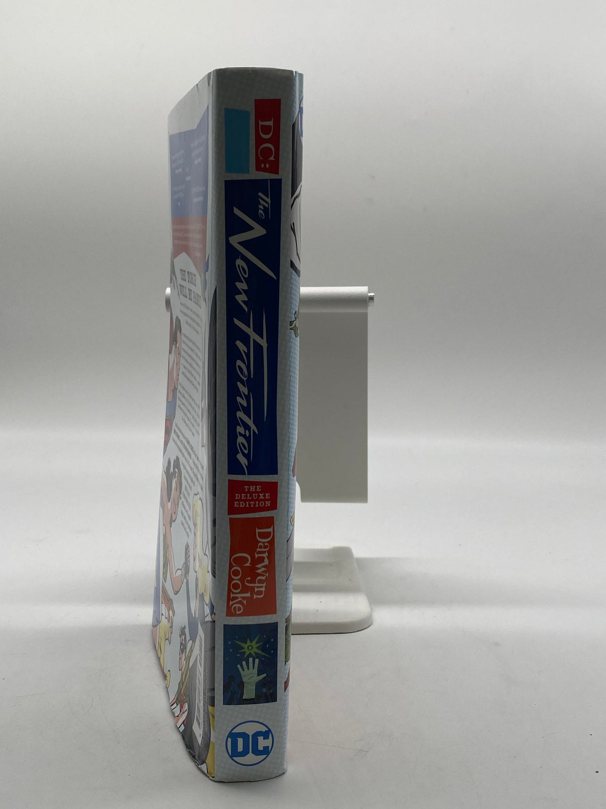 📚 DC: The New Frontier