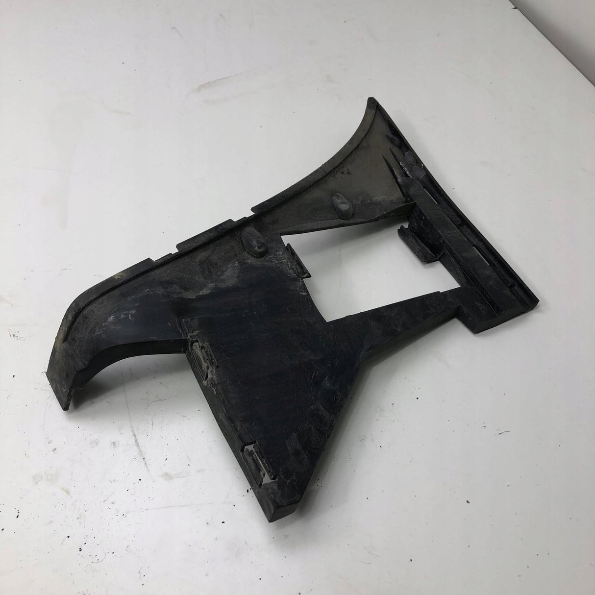 Original Volvo Halter, Stoßstange hinten links S80