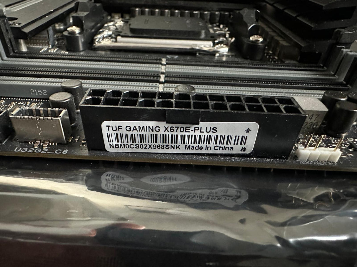 🖥️ ASUS TUF Gaming X670E-PLUS Mainboard – B-Ware