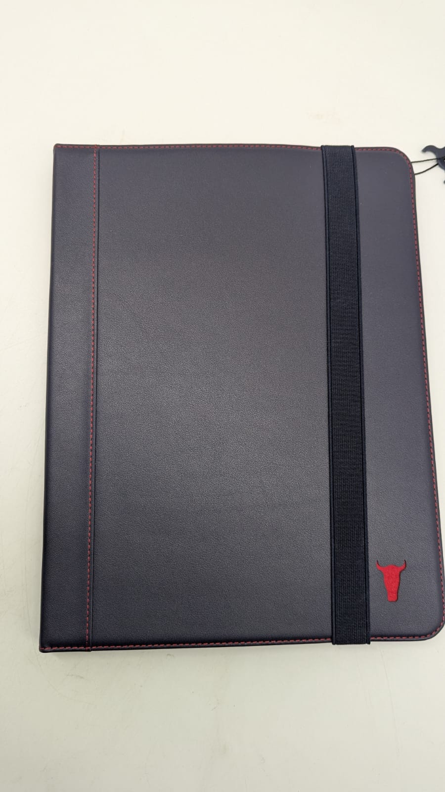 📱 TORRO Lederhülle iPad Pro 13" – Echtleder, Standfunktion,Blau - B-Ware