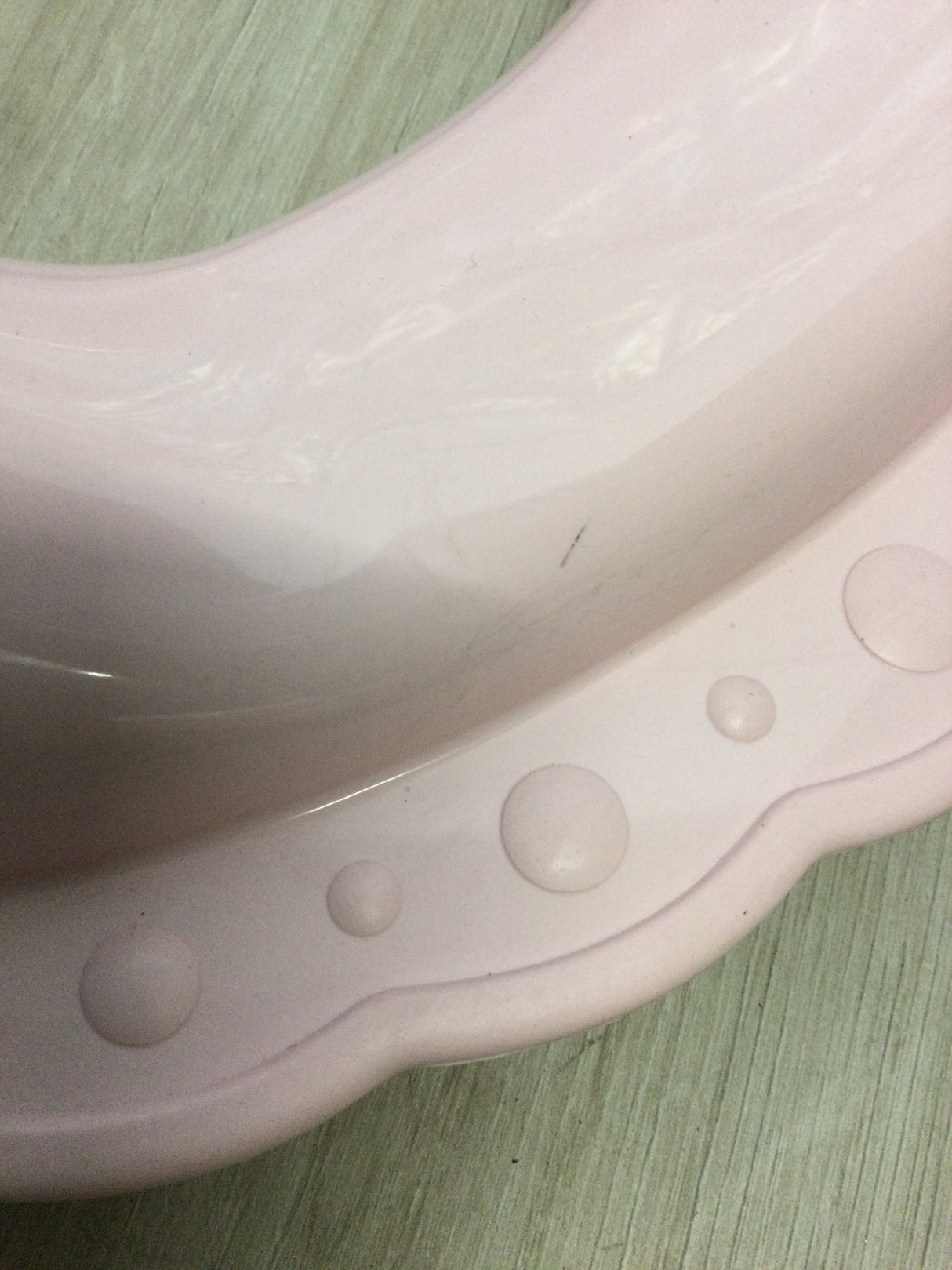 🛁 HYLAT BABY Babybadewanne FRIENDS – 7-teiliges Set (B-Ware)