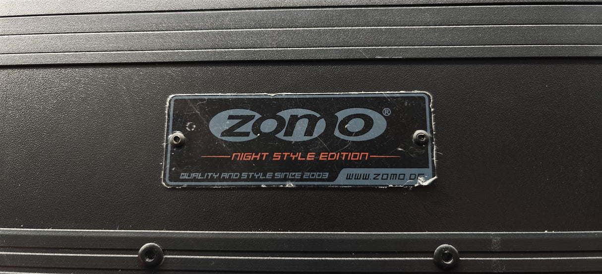 🛄 Zomo Koffer in Schwarz – Perfekt für DJs und Musiker – B-Ware!