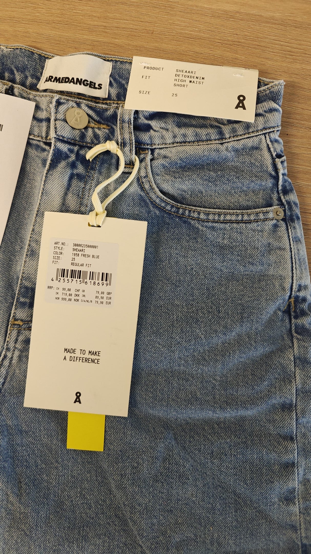 🌟 ARMEDANGELS SHEAARI – Jeans Shorts, Fresh Blue Size 25 🌟