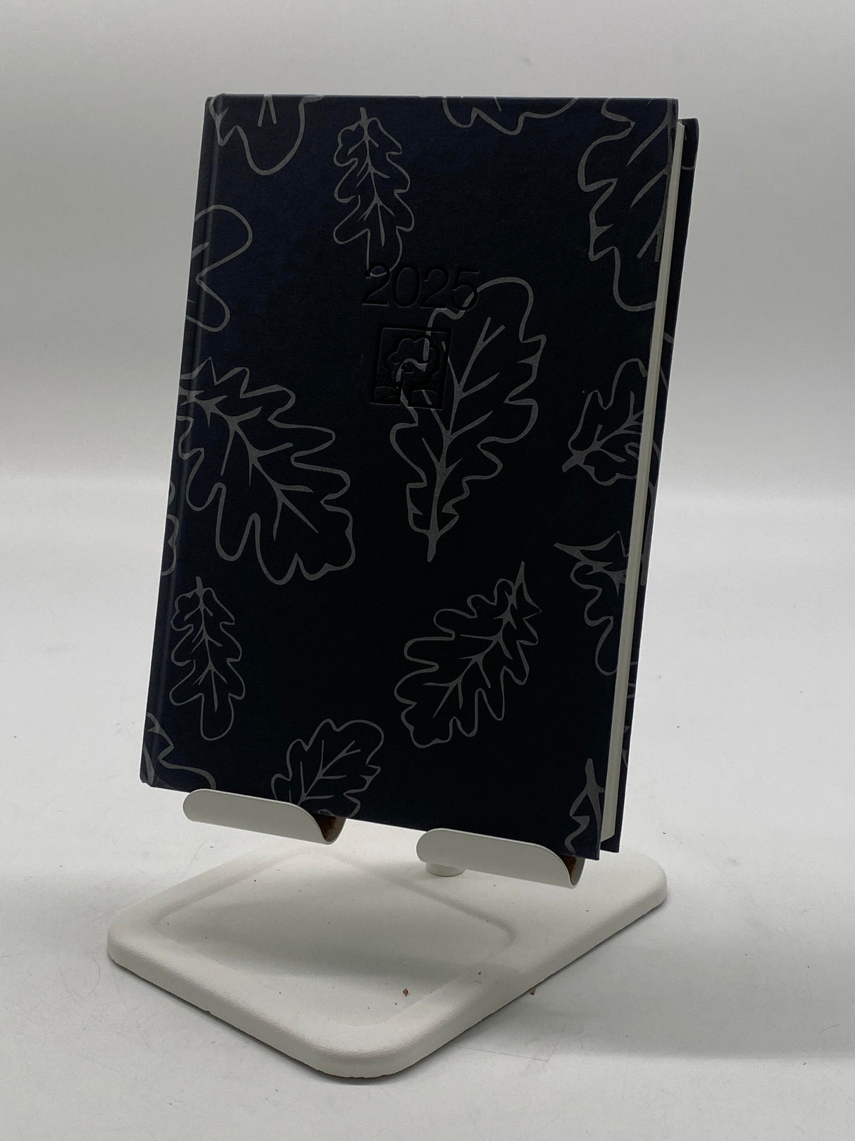 📚 Zettler Buchkalender 2025 schwarz (14,5×21cm)