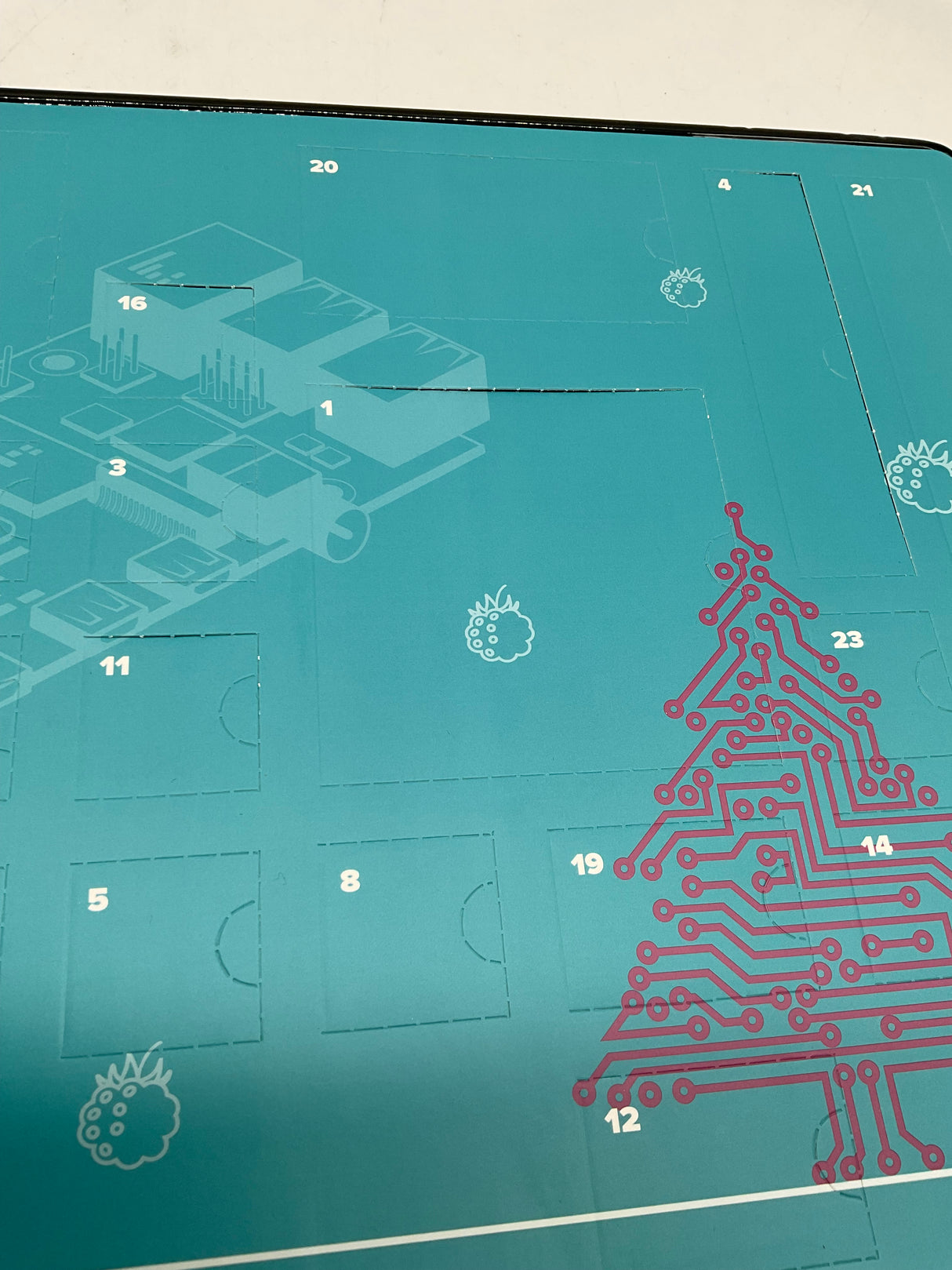 🎄 FRANZIS Raspberry Pi Adventskalender – B-Ware!