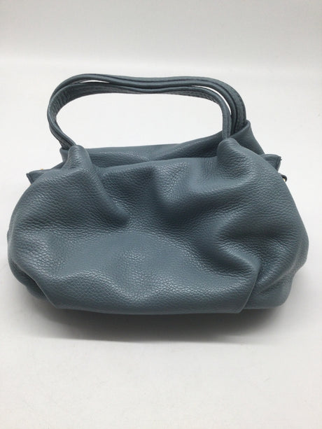 🌟 Lia Biassoni – Pastellblau (B-Ware)