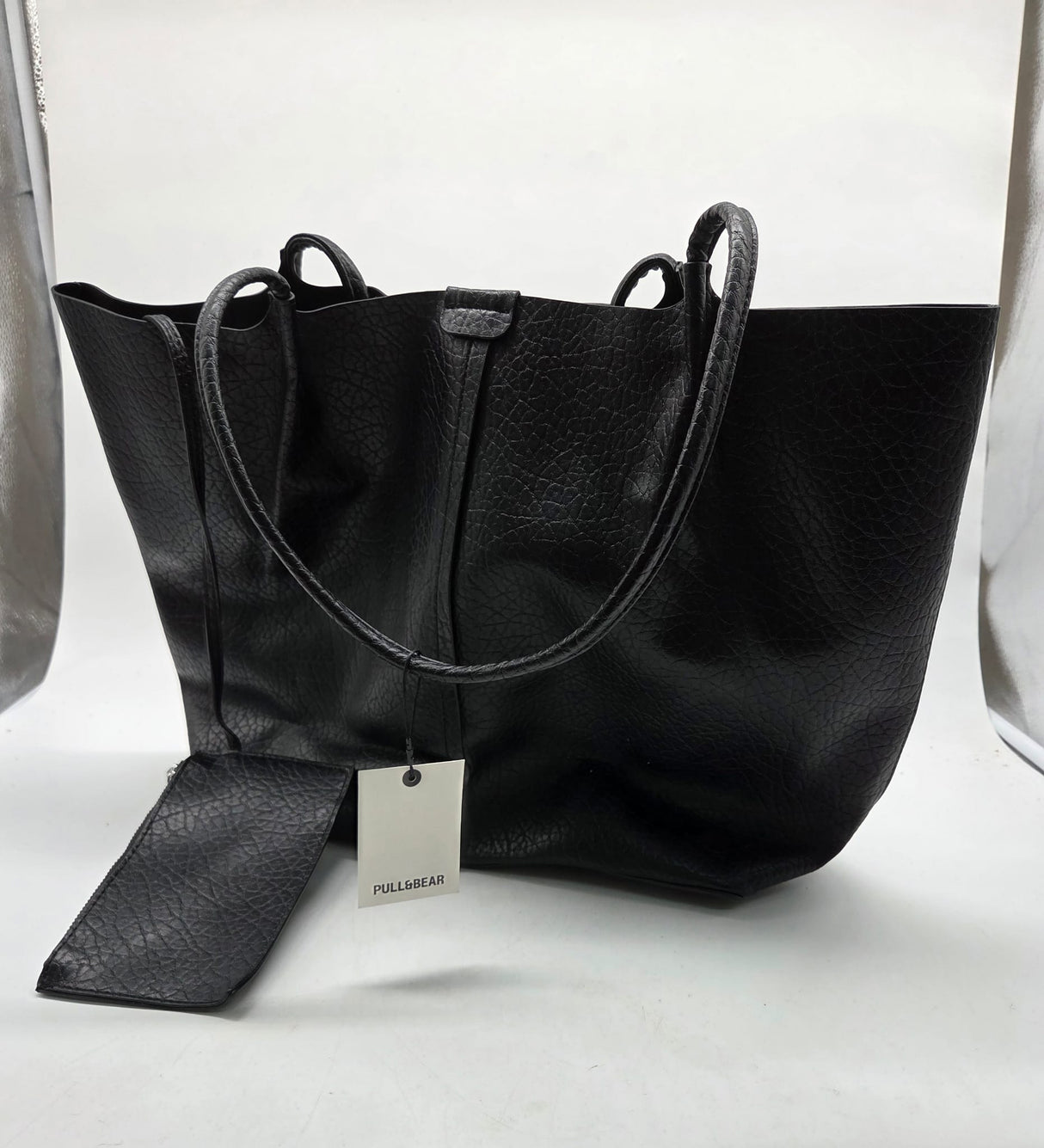 Pull&Bear Shopper – Schwarz, Größe M