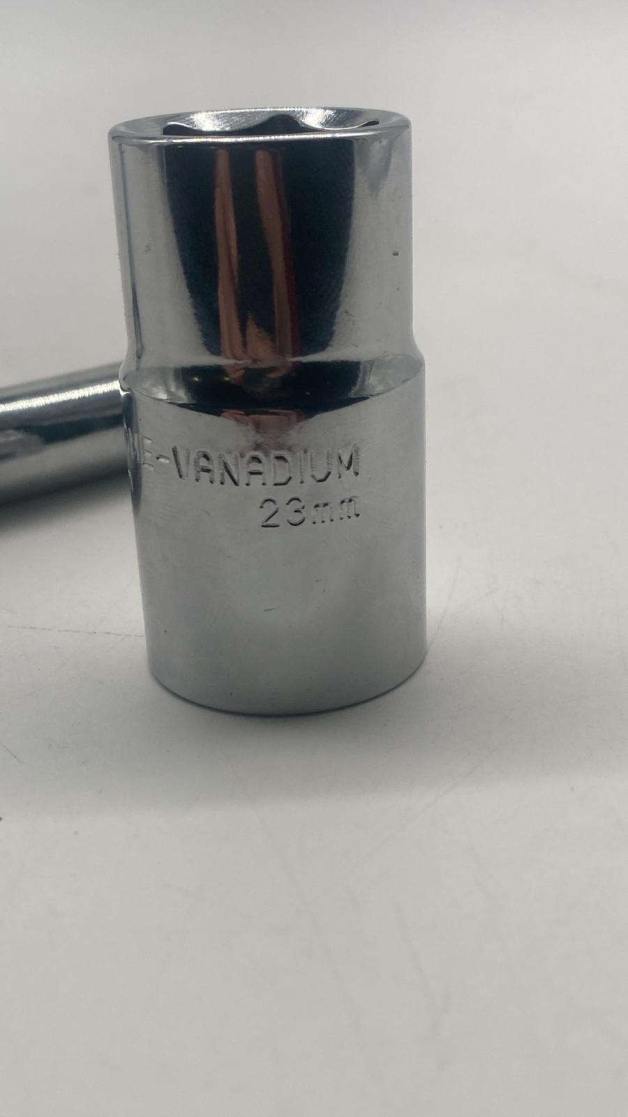 🚗 AGT Teleskop-Radmutterschlüssel – 17/19/21/23 mm, Chrom-Vanadium - B-Ware