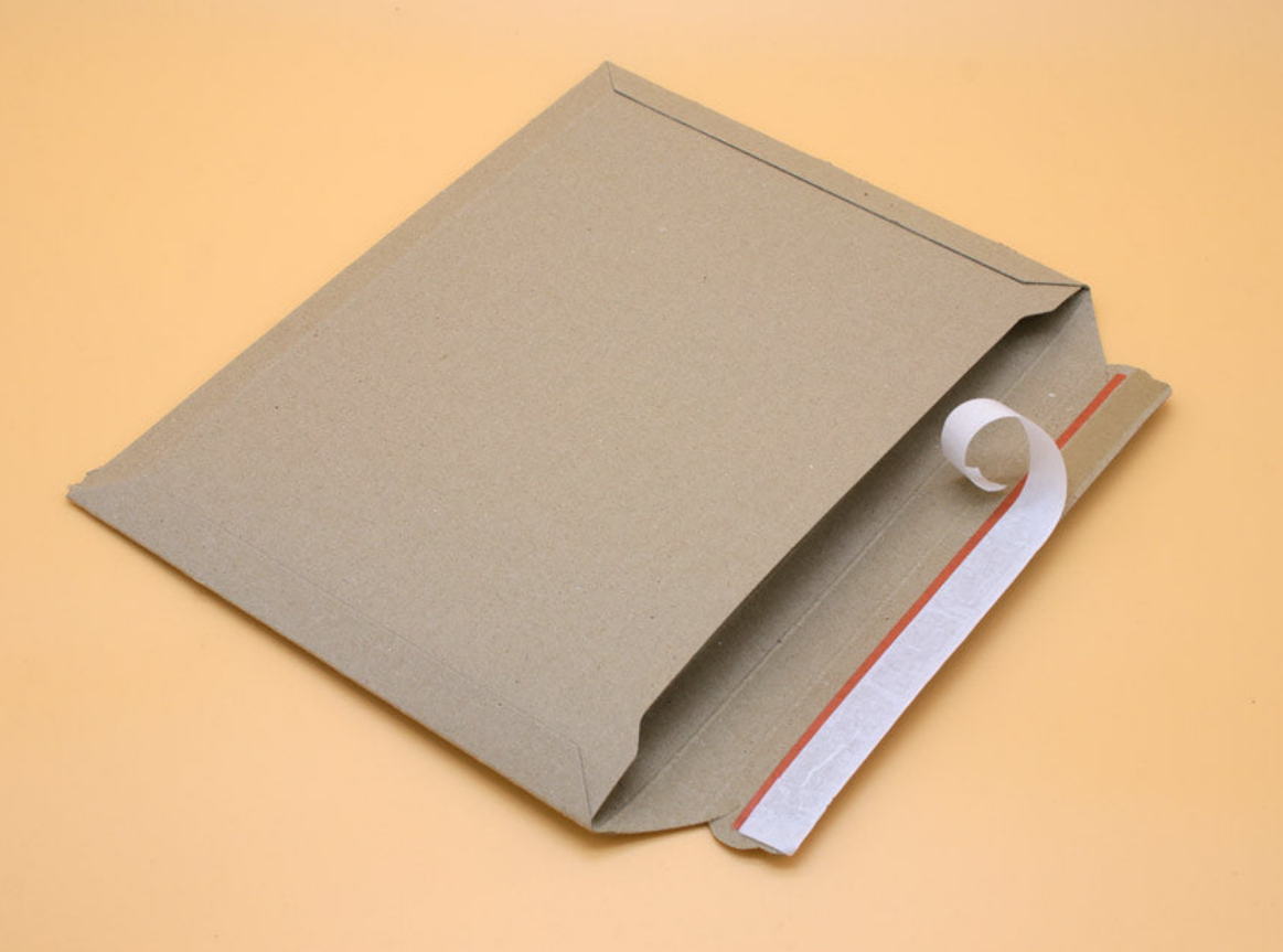 📦 100 Versandtaschen braun DIN A4